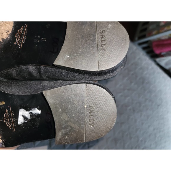 Oxfords_&_Derbys